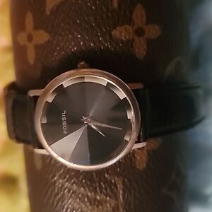 Fossil Vintage & Rare Gold-Tone Gem Shaped‎ Crystal Women’s Watch PC-7304